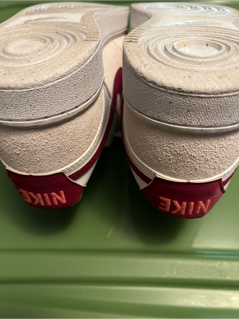 Nike Women's Low-Top Sneakers in White and Red - Picture 5 of 15